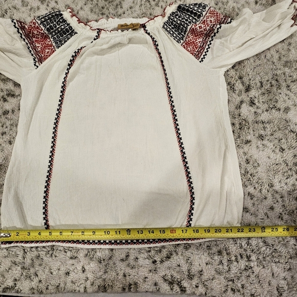 Wrangler SZ M Gypsy Boho Hippie Peasant Embroidered Elastic Boat Neck Blouse - Picture 9 of 10